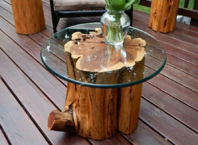 Nat�rliche h�lzerne Couchtische